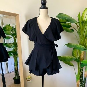 Black ropper with 2 ways of wearing